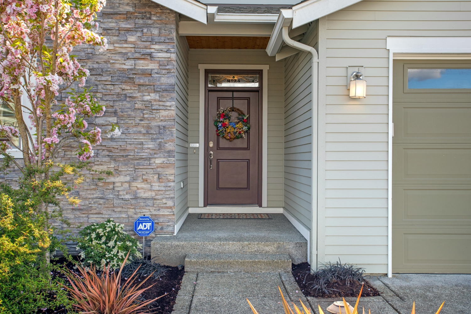 Woodinville Washington Home - Moving to Woodinville, WA
